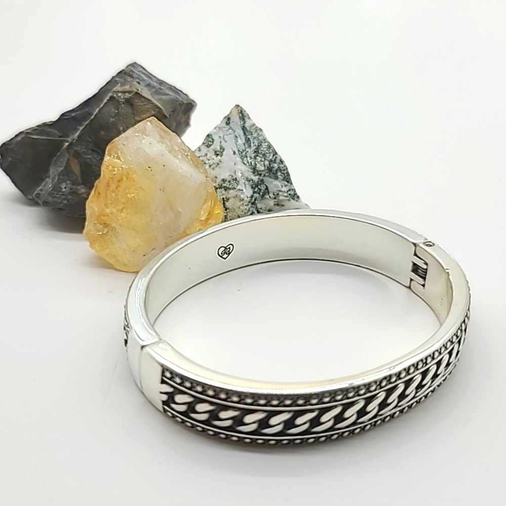 RARE $78 Brighton "Chain Reaction" Hinged Bangle w Dual Rows of Pavè Crystals 💎 - Picture 5 of 13